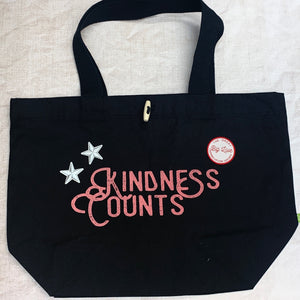 BLACK TOTE BAG WITH 'KINDNESSS COUNTS' PRINT AND TWO FREE PATCHES